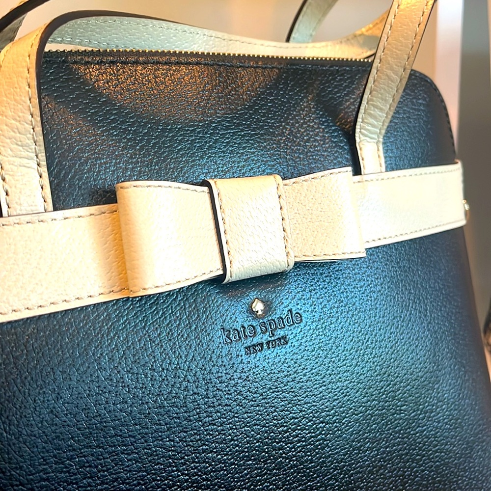 Kate Spade Black and Cream Bow Bag - Picture 3 of 5